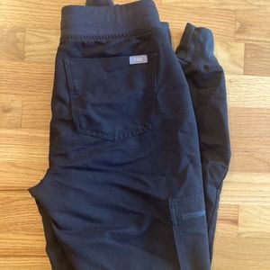 FIGS Zamora Jogger Scrub Pant